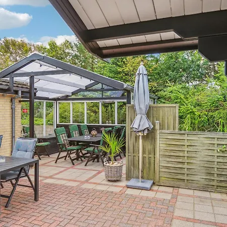 3 Bedroom Stunning In *